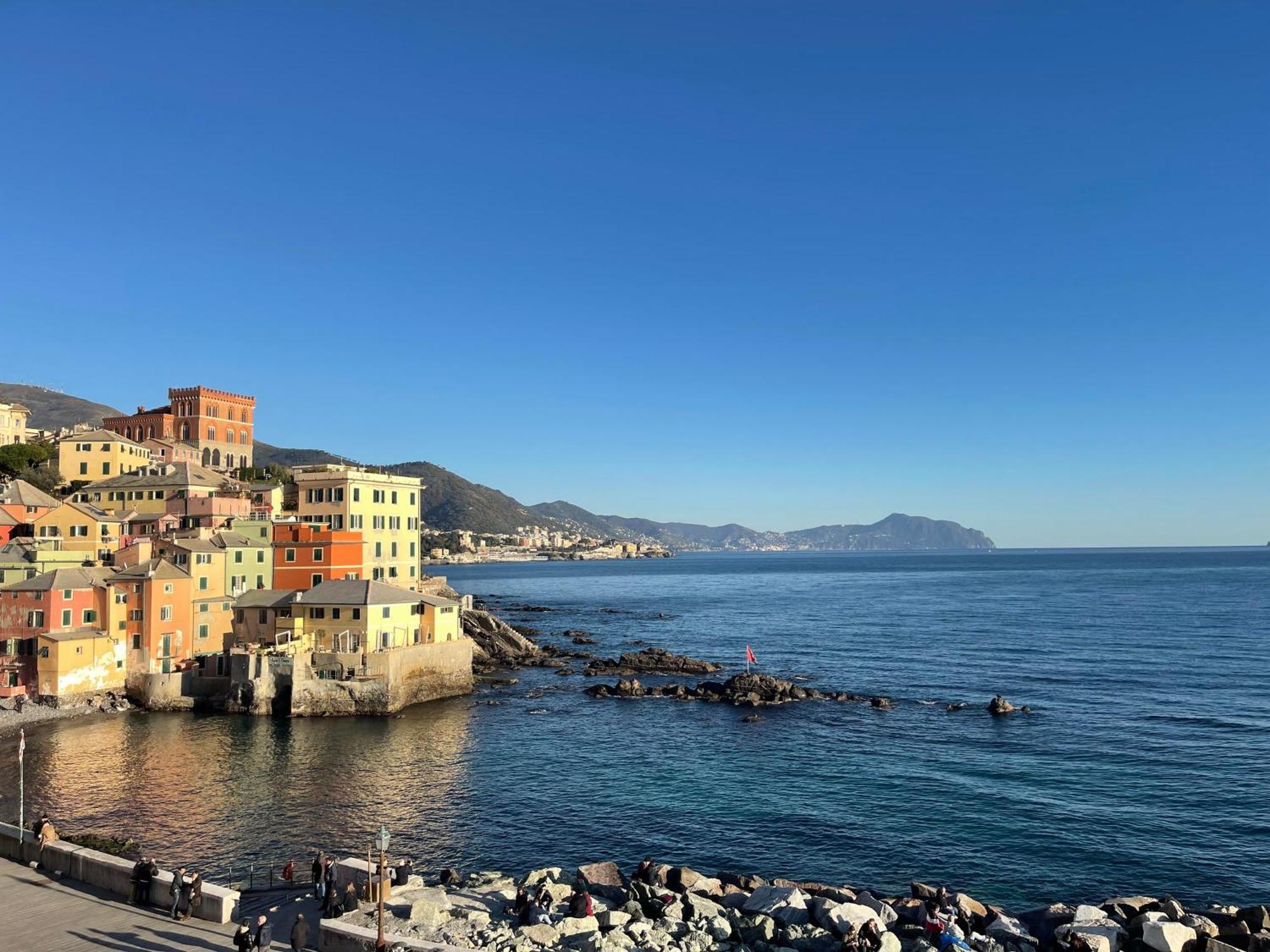 Boccadasse Chic Urban Retreat Genoa Bagian luar foto